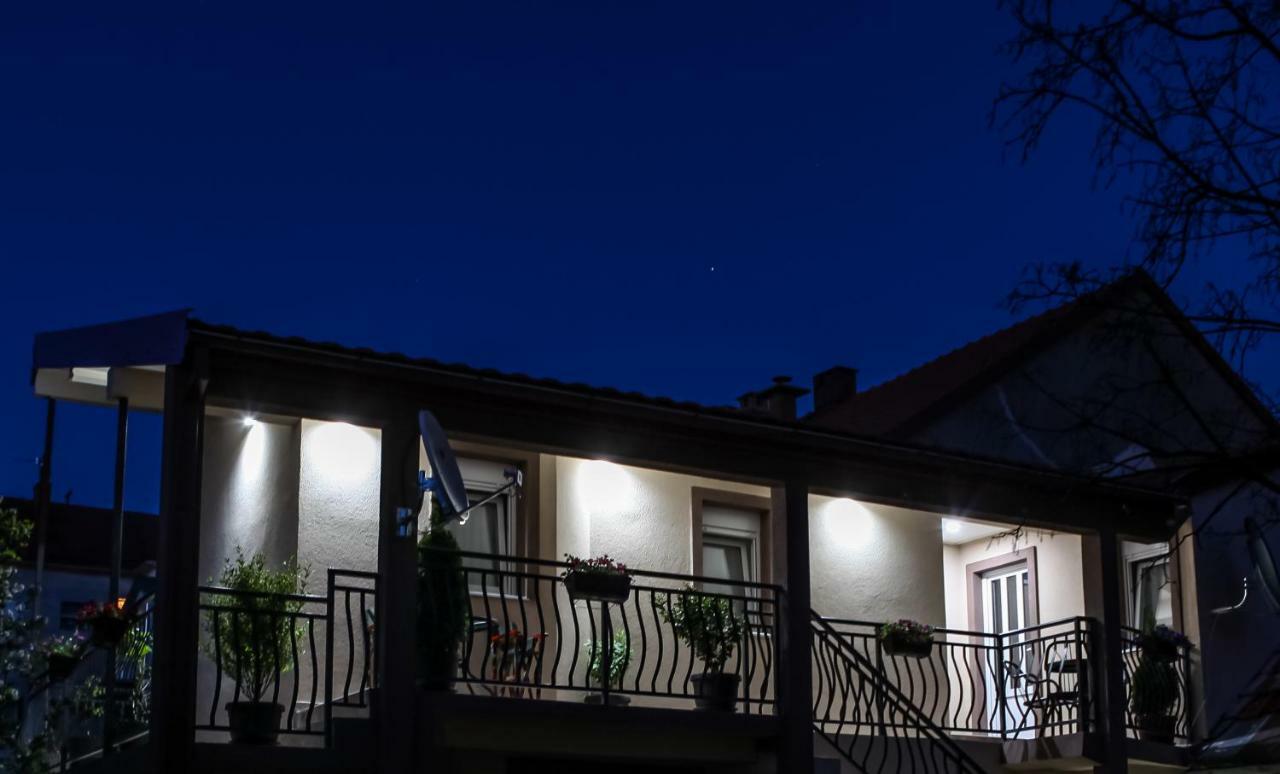 Apartman Kaca Cetinje Exterior photo